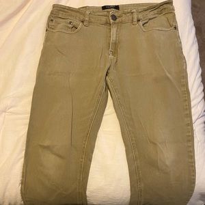 Men’s tan jeans